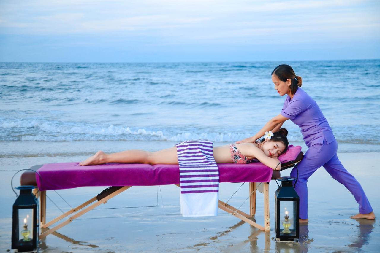 Carinae Danang Hotel Bagian luar foto