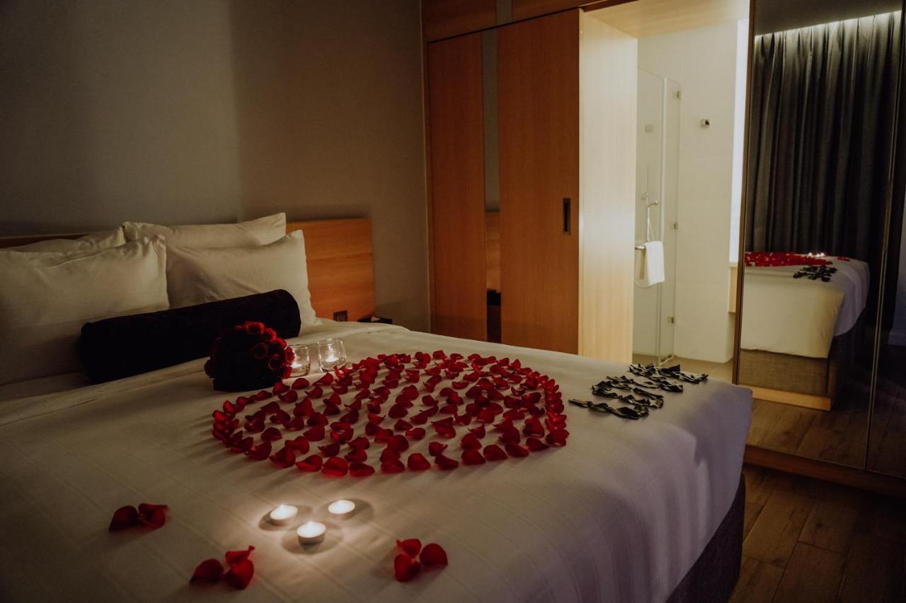 Carinae Danang Hotel Bagian luar foto