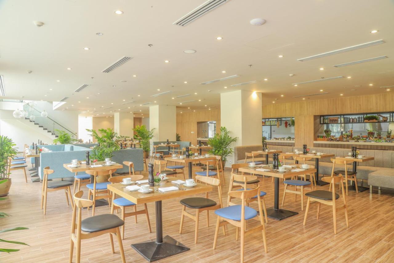 Carinae Danang Hotel Bagian luar foto