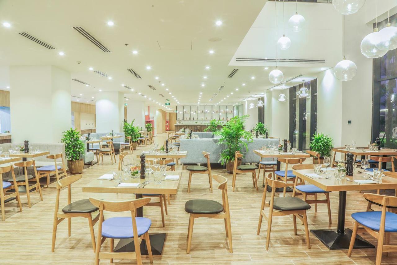 Carinae Danang Hotel Bagian luar foto